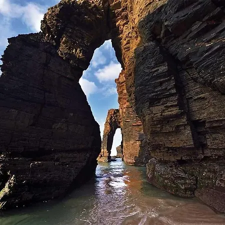 Junto A La Ria Del Eo, En Asturias *
